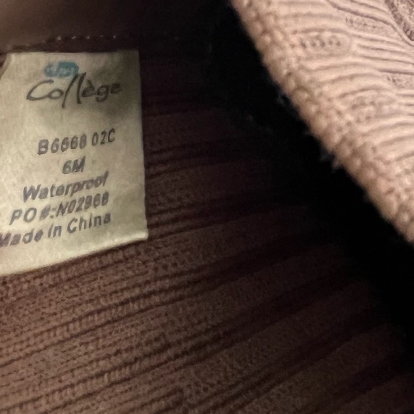 Aqua College Waterproof Boots - Picture 9 of 10